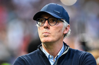 Mercato Ol Laurent Blanc Met Son Propre Avenir En P Ril Lyon