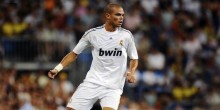 Mercato - Real Madrid : Vers une prolongation de Pepe ? Mercato - Real Madrid : Vers une prolongation de Pepe ?