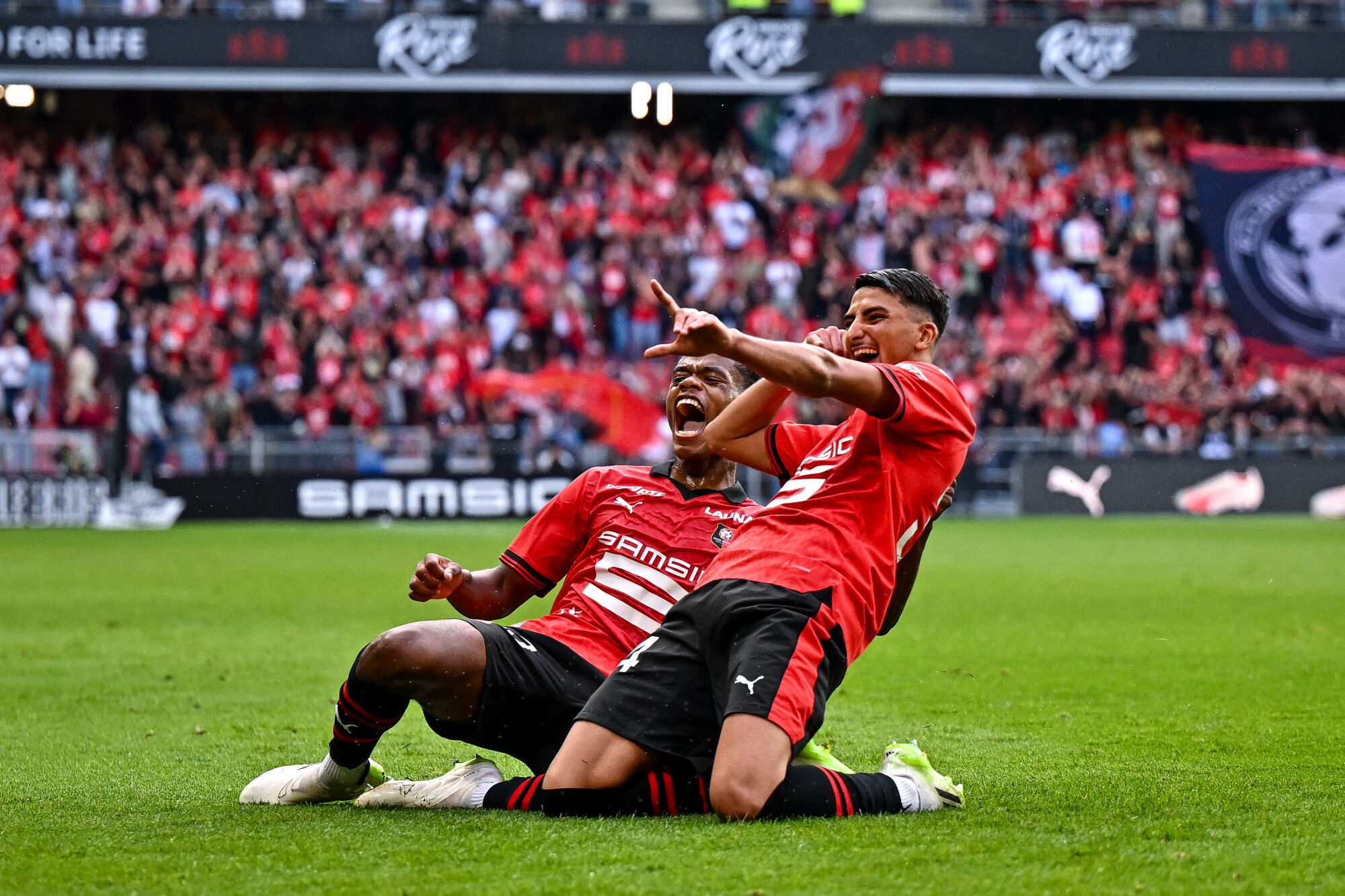 Mercato Stade Rennais Le Srfc Ouvert Au Pr T De Deux Ind Sirables