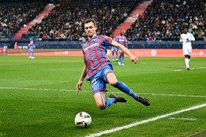 https://cdn.foot-sur7.fr/300x200/articles/2023/05/romain_thomas_icon_ab9_2870.jpg