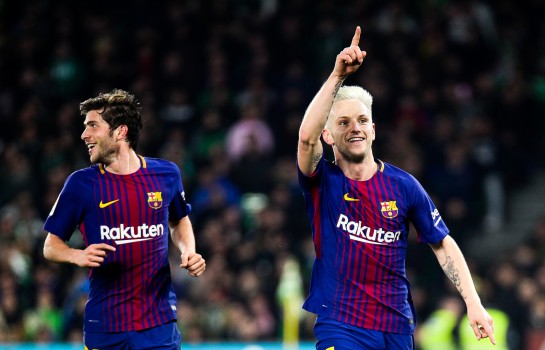 Rakitic donne sa réponse au PSG — Mercato Rakitic donne sa réponse au PSG — Mercato
