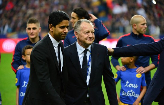OL : Aulas prêt à pleurer avec les supporter de l'OM OL : Aulas prêt à pleurer avec les supporter de l'OM