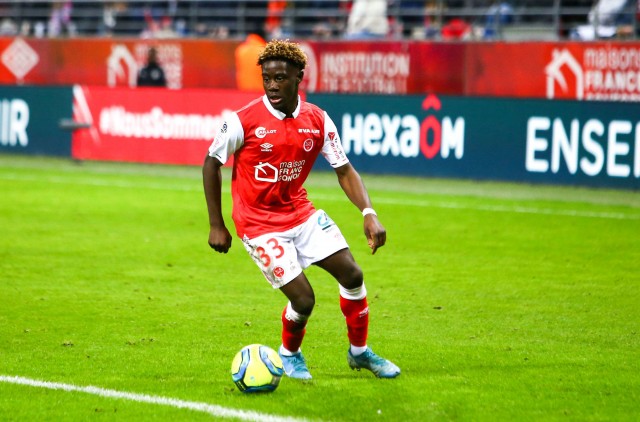 Mbuku, attaquant du Stade de Reims.