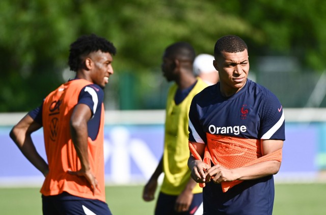 Pas de JO pour Kylian Mbappé retenu par le PSG