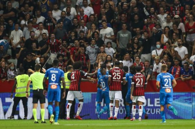 Les matchs de Ligue 1 régulièrement interrompus par des supporters