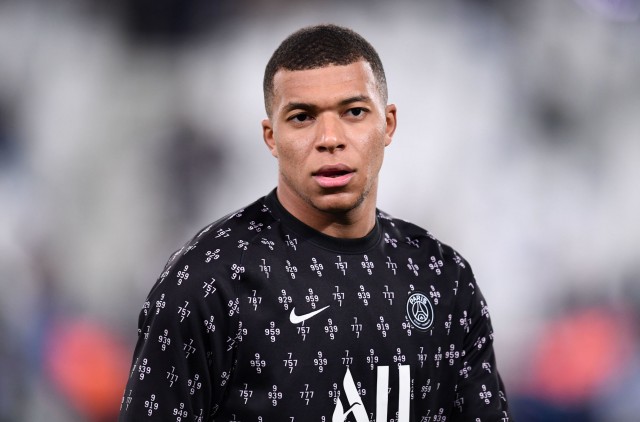 kylian mbappe icon pl5 4946