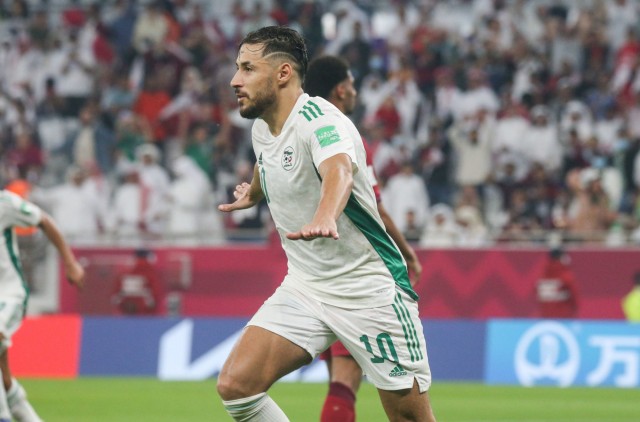 Youcef Belaïli in contact with Saint-Étienne