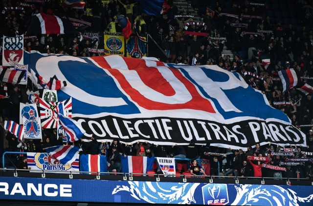 Les Ultras de Paris, puissant groupe de supporters du PSG.