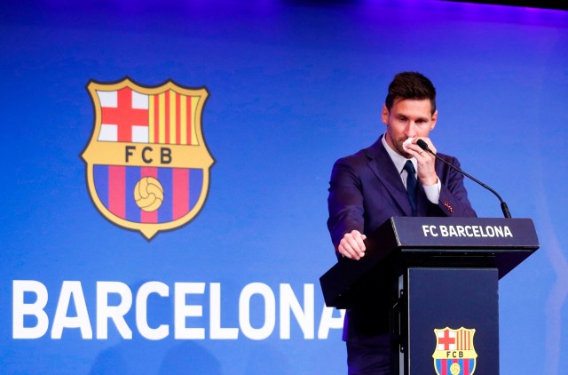 Lionel Messi en pleurs lors de ses adieux au FC Barcelone.
