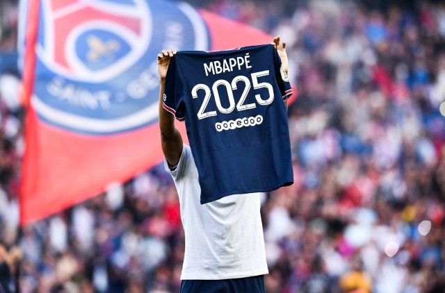 kylian mbappe psg icon pl5 3777