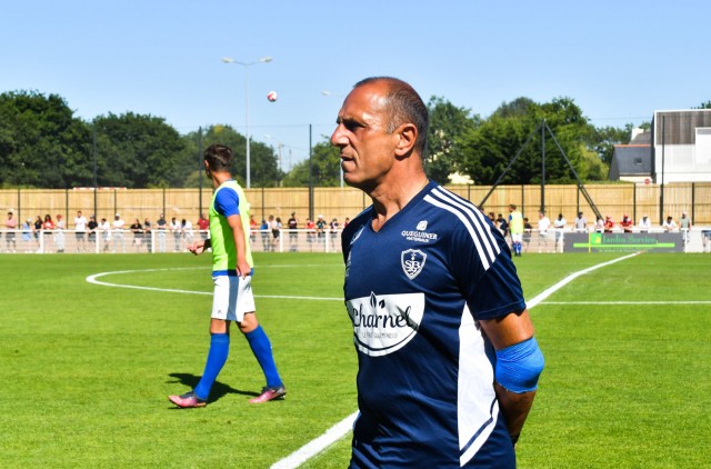 Franck Honorat a critiqué les techniques de coaching de l'ancien coach du Stade Brestois.
