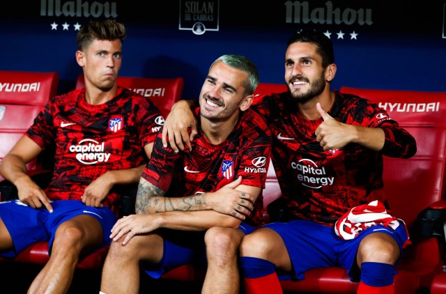 Antoine Griezmann tout sourire avec ses coéquipiers de l'Atlético.