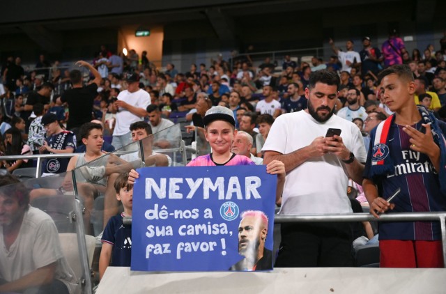 Neymar s'est réconcilié avec les supporters du PSG.