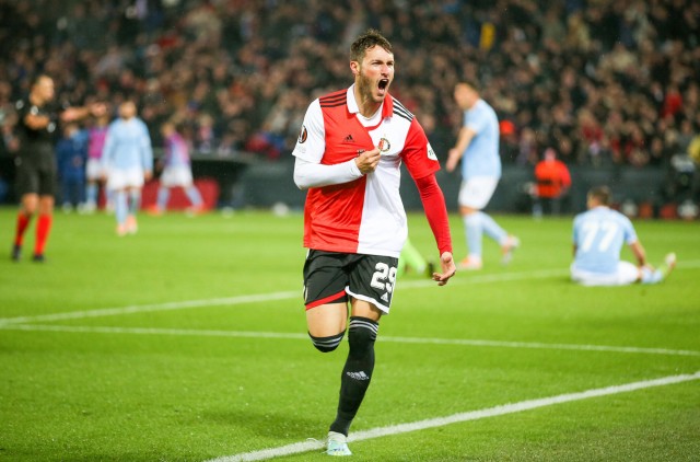 Santiago Gimenez sous le maillot du Feyenoord Rotterdam