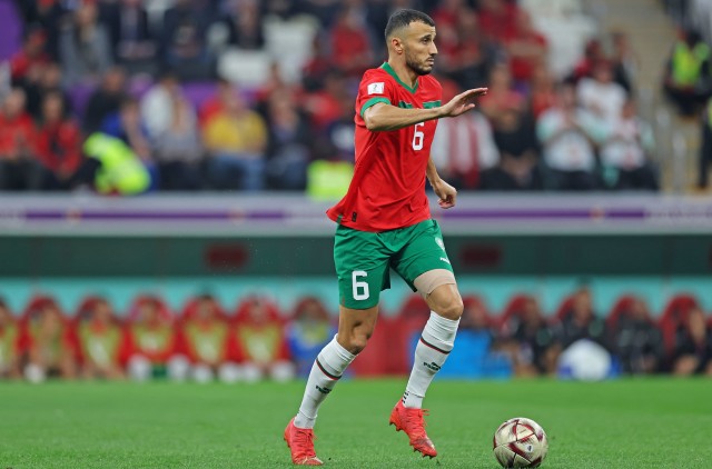 Romain Saïss sous le maillot du Maroc.