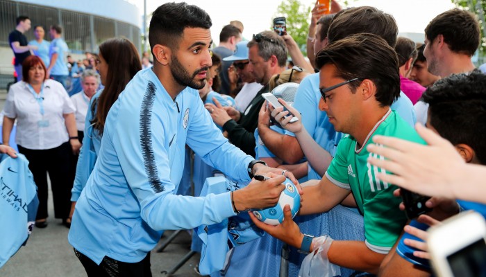 Man City, Riyad Mahrez says “yes” to Paris SG!