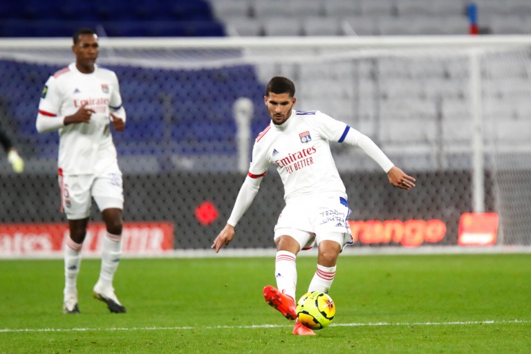 OL : les drôles de manœuvres d'Arsenal dans le dossier Houssem Aouar OL : les drôles de manœuvres d'Arsenal dans le dossier Houssem Aouar
