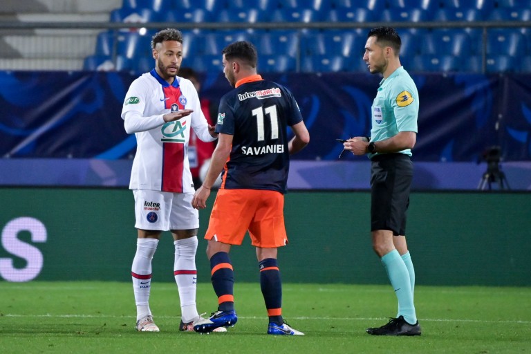 Neymar et Téji Savanier lors de la 1/2 finale de CDF Montpellier-PSG.