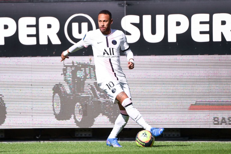 Le Neymar le fêtard est de retour au PSG.