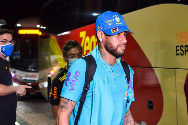 PSG Mercato : Neymar prêt à relever un nouveau défi loin du Paris SG.