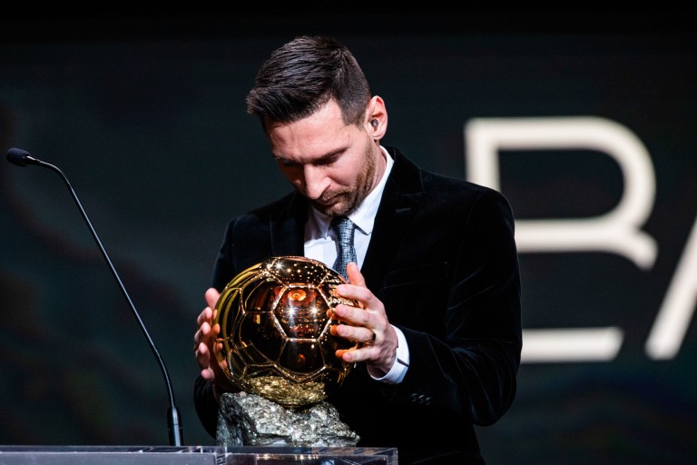 Ballon d'Or : Messi reçoit un trophée prestigieux avant le sacre de ce soir.