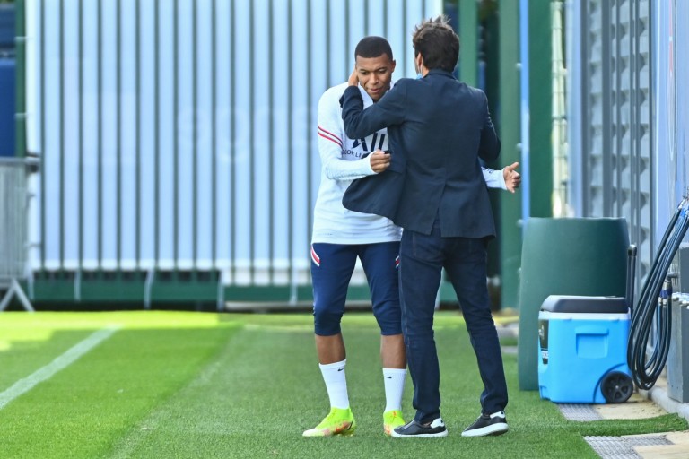 Leonardo prépare la succession de Mbappé au PSG.