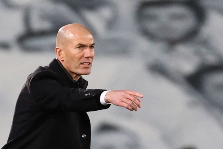 Zinedine Zidane attendu au PSG pour remplacer Mauricio Pochettino.