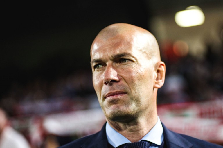 Zinedine Zidane annoncé sur le banc du PSG en juin 2022.