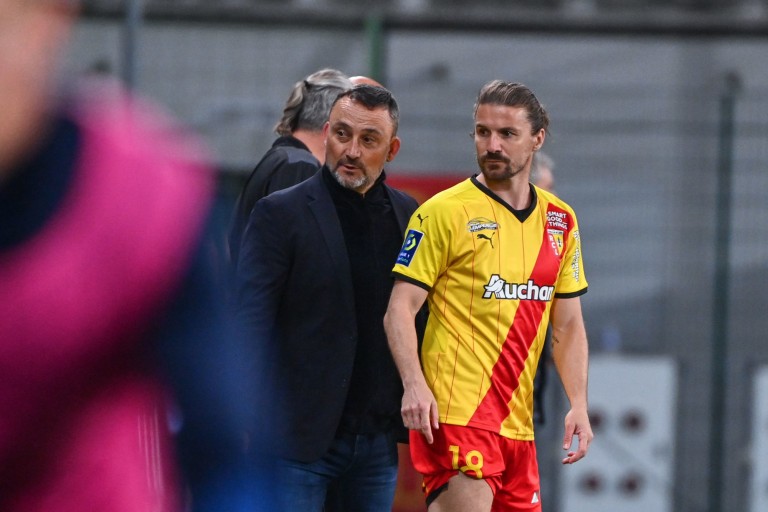Franck Haise (coach du RC Lens) et Yannick Cahuzac.