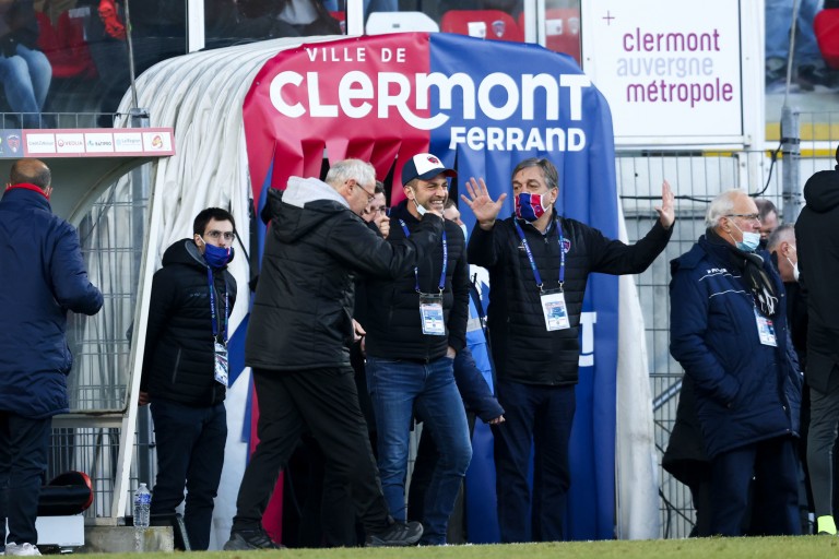 Ahmet Schaefer (en casquette), président de Clermont Foot.