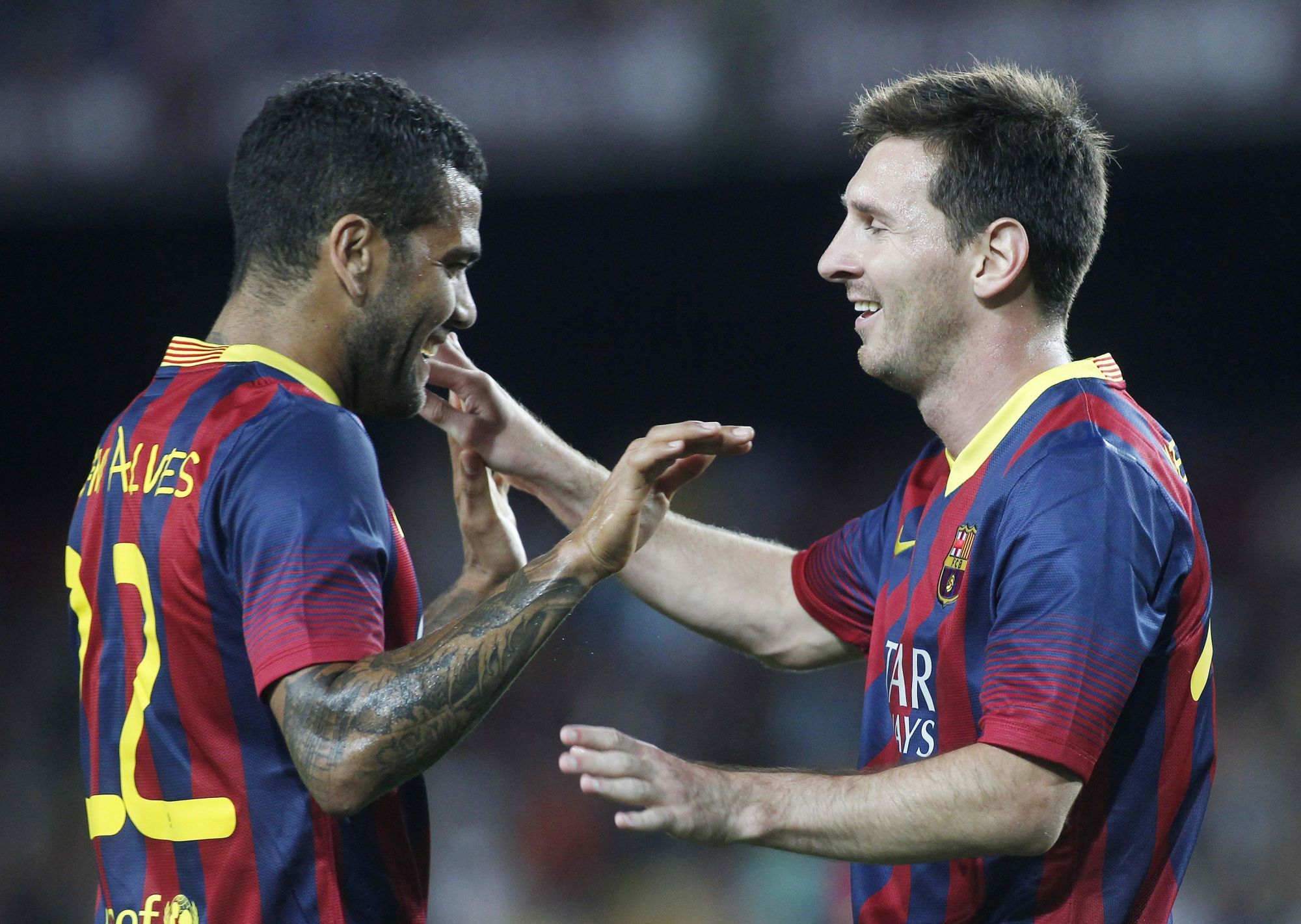 Dani Alves et Lionel Messi au Barça