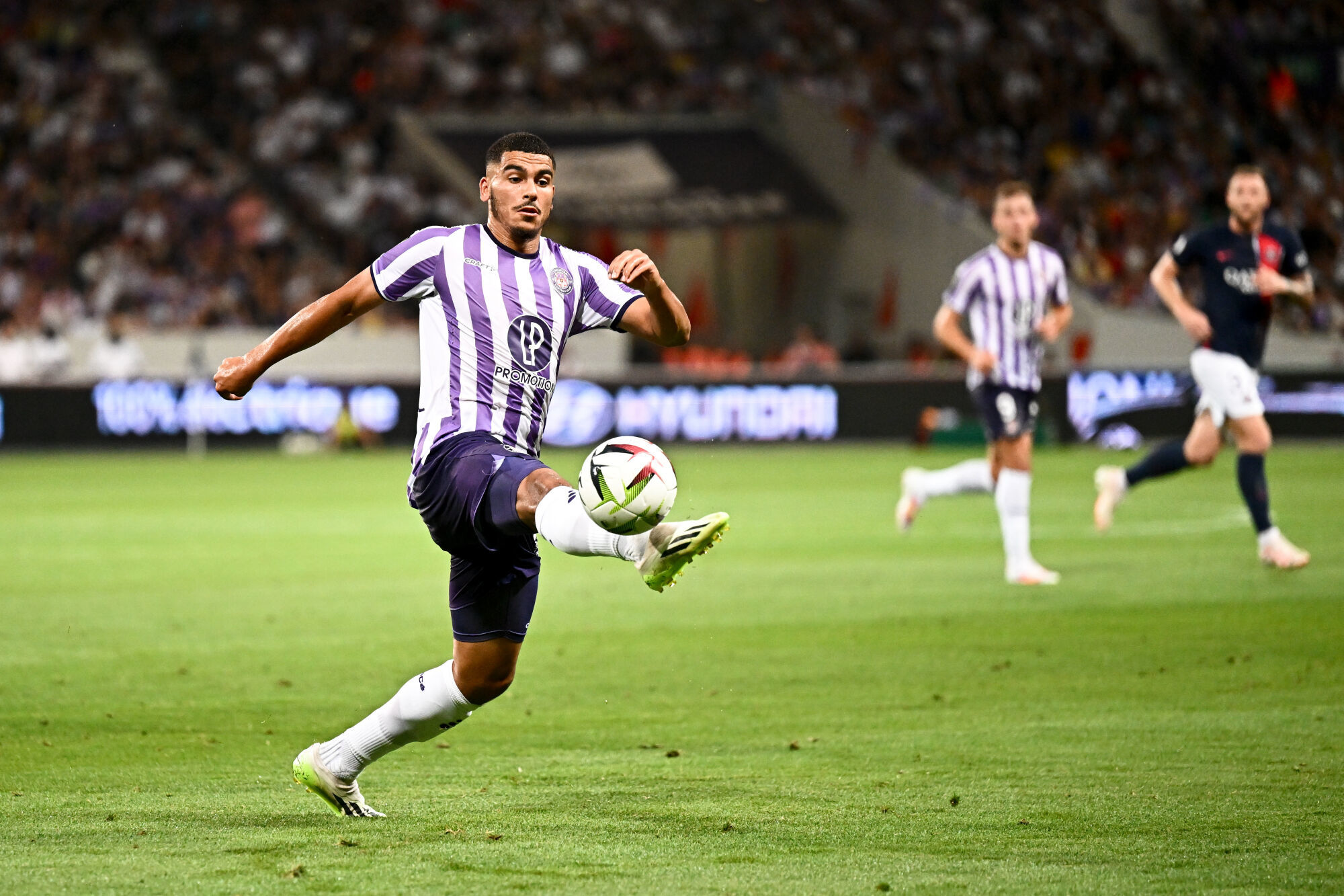 Toulouse FC : Une récompense individuelle en vue pour Zakaria Aboukhlal ...