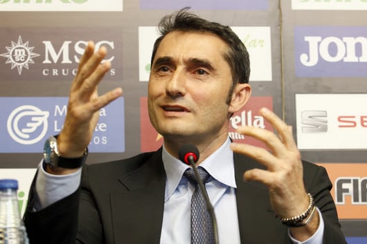 L'entraîneur du Barça Ernesto Valverde envoie un message à ses dirigeants.