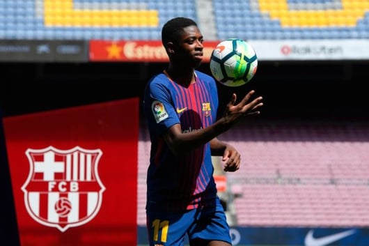 Ousmane Dembélé a été officiellement présenté au Barça ce lundi