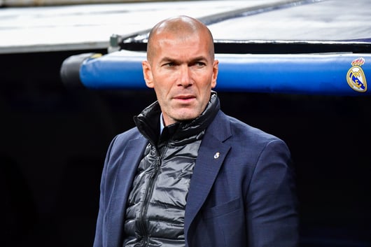 Zinedine Zidane vers Manchester United