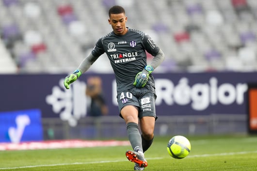 Alban Lafont prêté au FC Nantes par la Fiorentina.