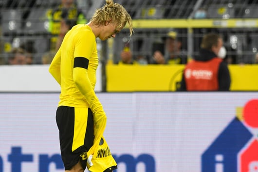 Le Borussia Dortmund refroidit le PSG pour Erling Haaland.