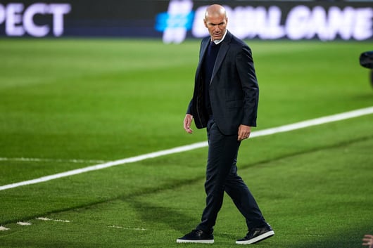 Le PSG négocie avec Zidane pour remplacer Pochettino.