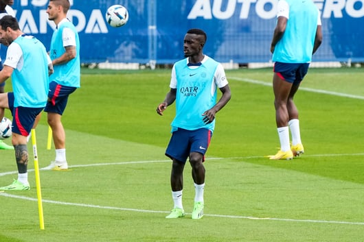 PSG Mercato : Everton va rapatrier Idrissa Gueye cet été.