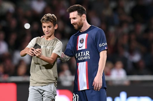 PSG Mercato : L'avenir de Lionel Messi est au coeur des spéculations.