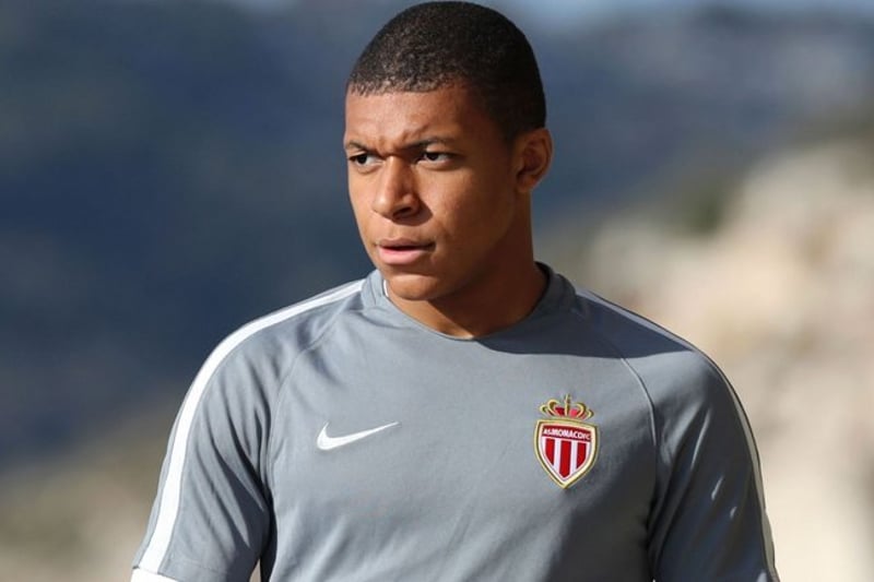 Guy Stéphan conseille à Kylian Mbappé de rester avec l'AS Monaco la saison prochaine