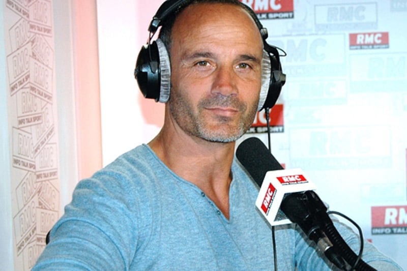 Éric Di Meco, consultant sur RMC et SFR Sport 1