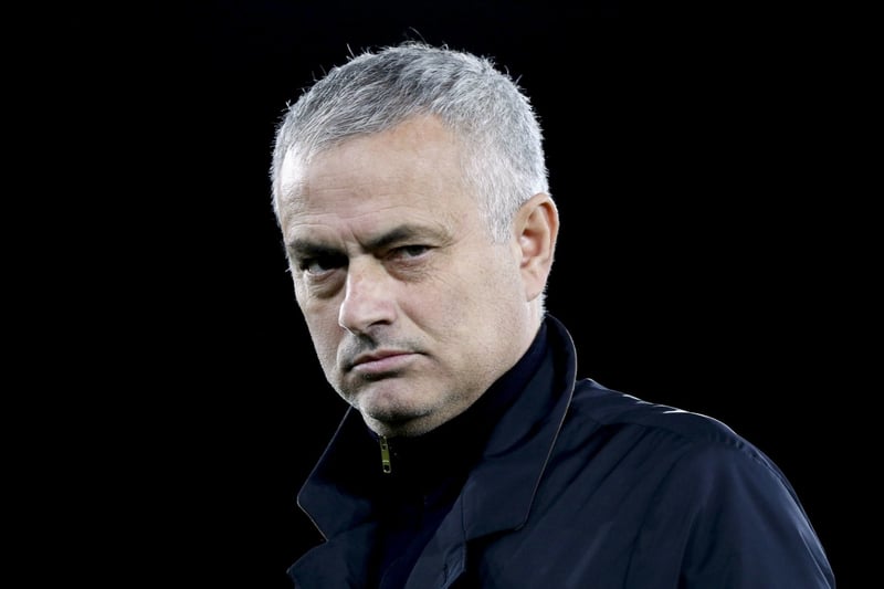 José Mourinho se retrouve dans le collimateur de plusieurs clubs, dont le Réal Madrid et le PSG. 