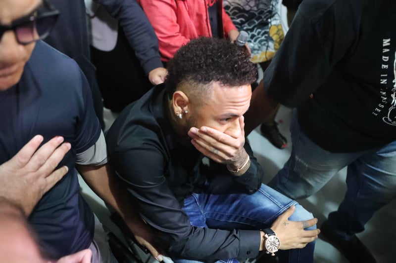 Neymar très déçu de retour avorté du PSG au Barça