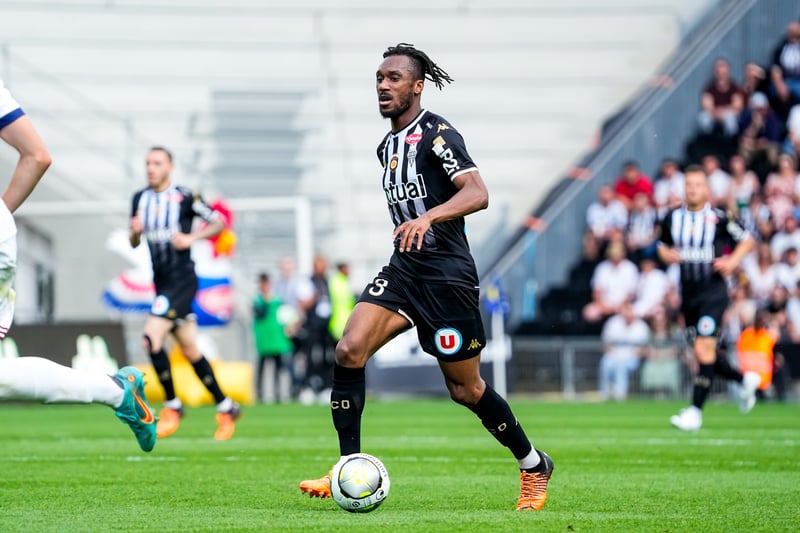 Souleyman Doumbia suspendu pour 3 matchs avec Angers SCO.
