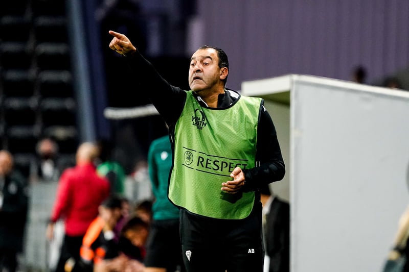 Abdel Bouhazama, entraîneur d'Angers SCO.